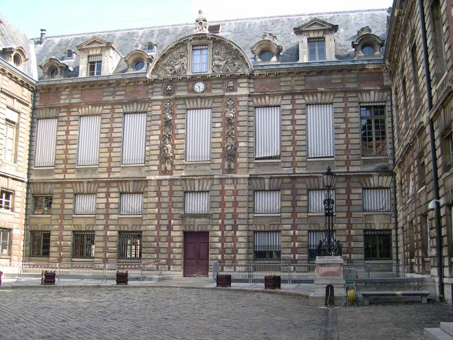  Hôtel Tubeuf, rue des petits Champs (2e)